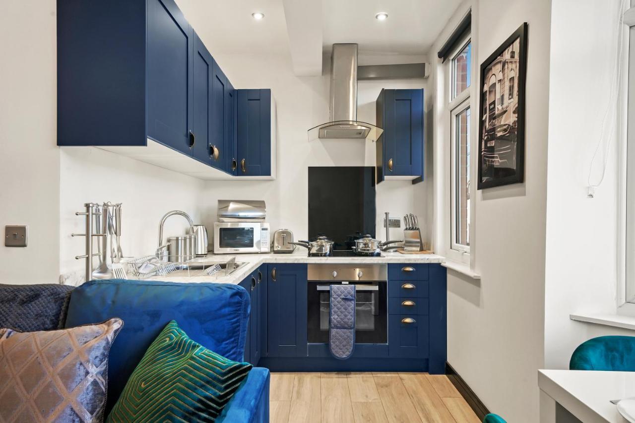 Stylish Yorkshire Gem - Sleeps 4 - Great Location Apartment Castleford Ngoại thất bức ảnh